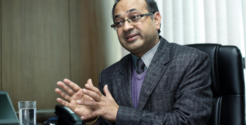 विकास बैंक र फाइनान्सलाई पनि वाणिज्य बैंक बनाइदिए हुन्छ : भुवन दाहाल